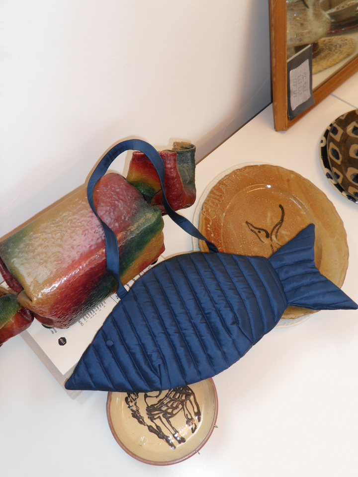 QUILTED SILK DUPION FISH BAG