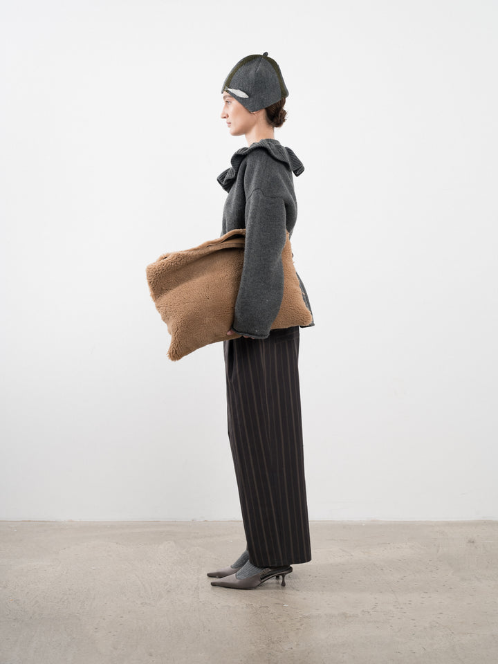 LEATHER BACK CURLY HAIR CLUTCH BAG