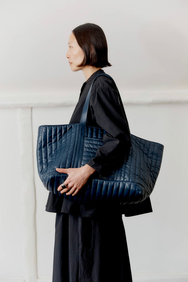 QUILTED LEATHER LARGE TOTE BAG
