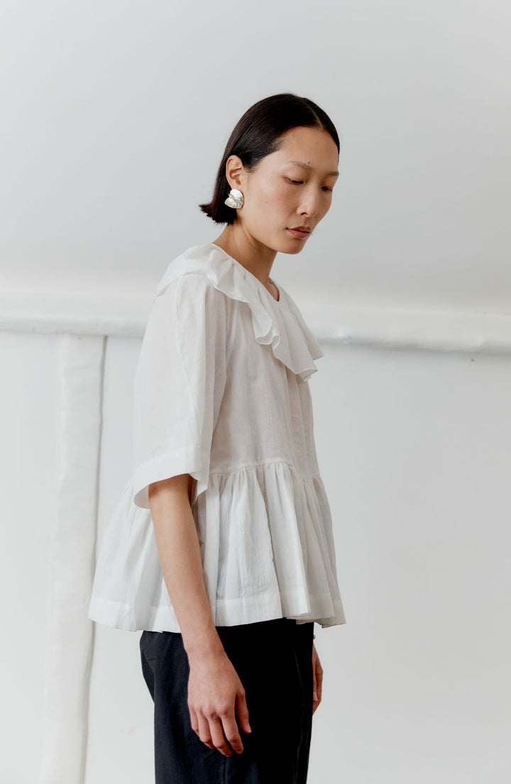JAPANESE WASHED DOBBY CHAMBRAY FRILL DELILAH TOP