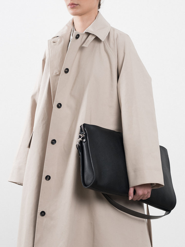 LEATHER ZIP CLUTCH