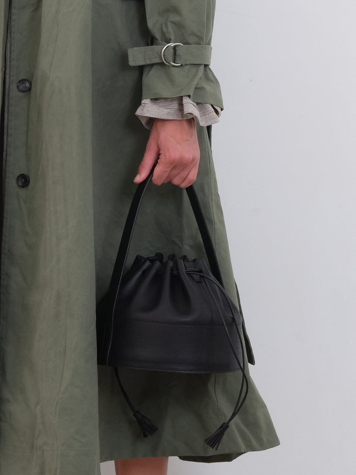 Leather Drawstring Collar Bag