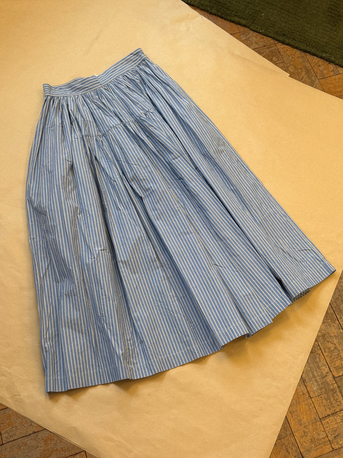 Panel Skirt
