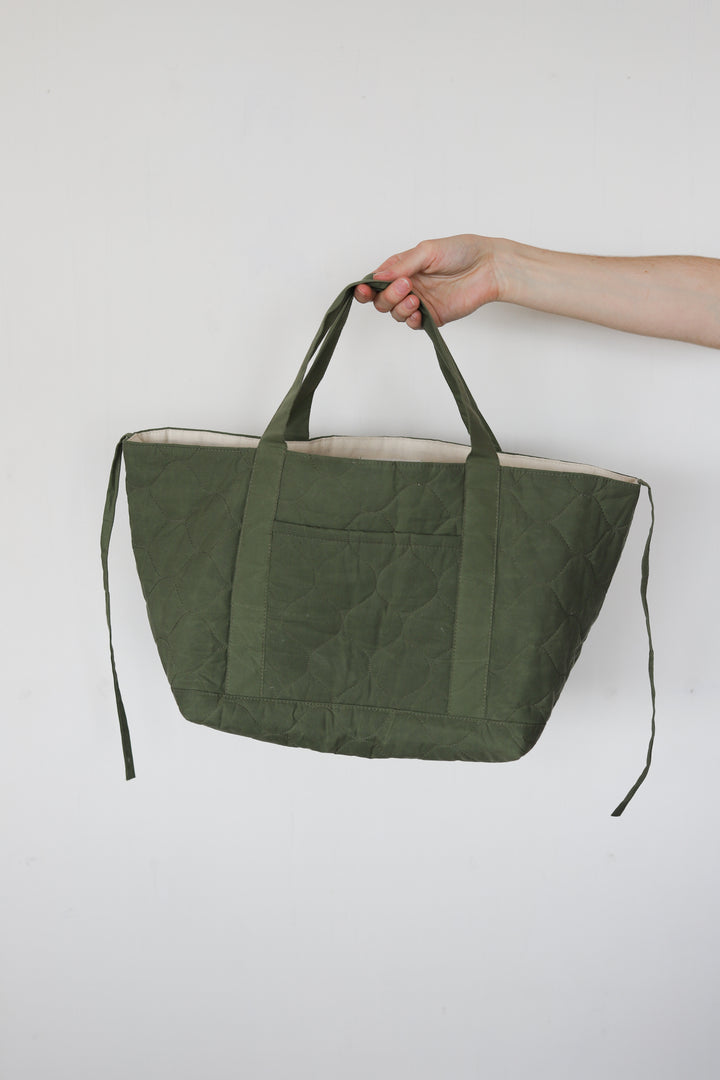 QUILTED TOTE SMALL